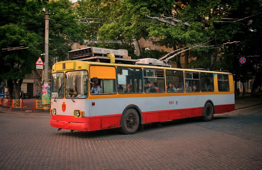 Сколько средств из городского бюджета Одессы в июне потратили на транспорт и дорожную инфраструктуру