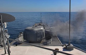 Флагман ВМС Украины вышел в море на боевую подготовку из Одессы (ФОТО)