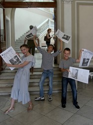 "Всемирные одесские новости": как слушали новый номер газеты (ФОТО)