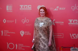 Красная дорожка Одесского кинофестиваля в лицах