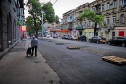 В Одессе ликвидировали скандальную парковку на Канатной (ФОТО)