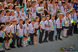 Новый учебный год в Одессе: как это было в исторической школе №26 (ФОТО, ВИДЕО)