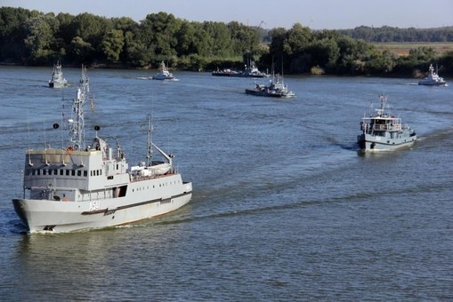 ВМС Украины провели учения на Дунае вместе с румынским флотом (ФОТО, ВИДЕО)