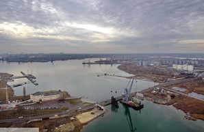 Новый мост на автодороге М-27 Одесса – Черноморск просят передать из коммунальной в государственную собственность