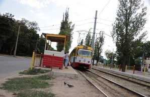 В Одессе обустроят 50 остановок общественного транспорта