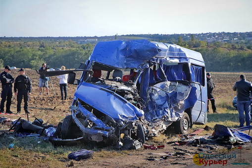 Подробности аварии под Одессой: число пострадавших увеличилось до 13 человек (ФОТО, ВИДЕО)