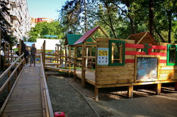 Как в Одессе строят инклюзивные детские площадки (ФОТО)