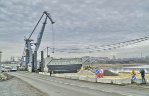 Одесские областные депутаты просят денег на достройку моста в Черноморске под Одессой