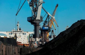 Государственный стивидор порта Пивденный под Одессой уже выполнил годовой план перевалки грузов