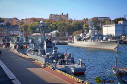Генсек НАТО в Одессе потребовал вывода российских войск с территории Украины