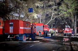 Пожар в Одессе на Троицкой все еще тушат (ФОТО, ВИДЕО)