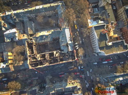 В сгоревшем доме Асвадурова рухнули перекрытия между этажами (ФОТО)