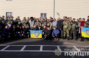 Бойцы одесского батальона "Шторм" отправились на фронт под Мариуполем