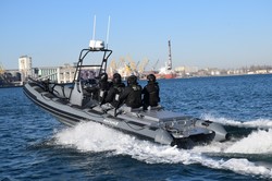 В Одессе и Мариуполе пограничники получили новые быстроходные катера (ФОТО)