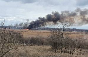 В Одессе во второй раз за сутки возник пожар на полях орошения (ФОТО)