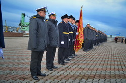 В Одессе показали вооружение катеров типа "Айленд" и выпустили новых лейтенантов флота (ФОТО)