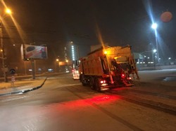 На Одессу обрушились ураган со снегопадом (ФОТО, ВИДЕО)