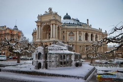 Одесса в первом зимнем снегу (ФОТОРЕПОРТАЖ)