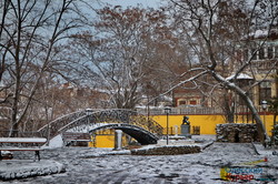 Одесса в первом зимнем снегу (ФОТОРЕПОРТАЖ)