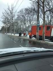 В Одессе борются с гололедом (ФОТО)