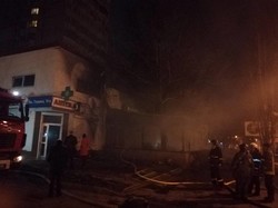 Ночной пожар в Одессе: сгорело кафе