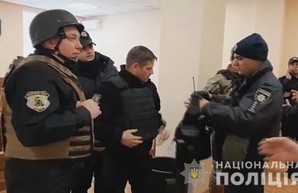 В Одессе подозреваемый в убийстве угрожал взорвать гранату в зале суда