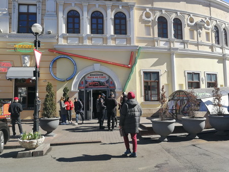 Как в Одессе соблюдают карантин: большинство заведений чихать на него хотели (ФОТО)