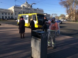 В Одессе начался сезон полива улиц