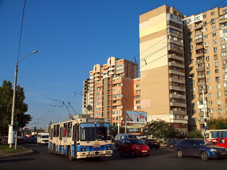 В Одессе перекрыли на ремонт вторую половину перекрестка проспекта Небесной Сотни и линии 13-го трамвая