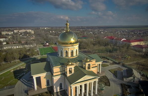 В Одесской области ужесточают карантин, закрывают рынки и ограничивают доступ в храмы