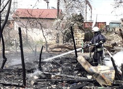В Одессе в районе Лузановки сгорела деревянная пристройка