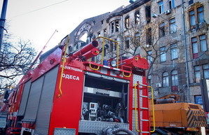В центре Одессы ликвидировали пожар в арке жилого дома