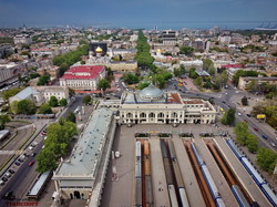 Одесский железнодорожный вокзал с высоты птичьего полета (ФОТО)