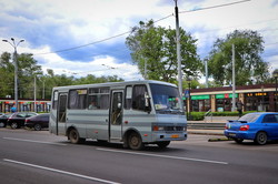 В Одесской области уже запустили автобусы, а вот поезда еще стоят (ФОТО)