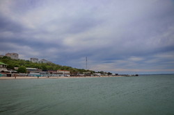 Одесса: море в пасмурный выходной день (ФОТО, ВИДЕО)