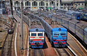 Укзализныця готовится к запуску пригородных поездов