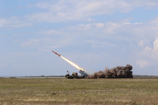 Минобороны показало успешные ракетные пуски в Одесской области (ФОТО, ВИДЕО)