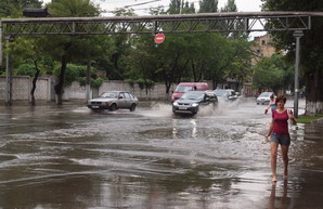 Больше чем сегодня дождя в Одессе налило только в 1962 году