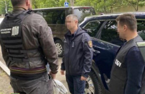 В Одессе задержали на огромной взятке и отправили в СИЗО заместителя начальника пожарных