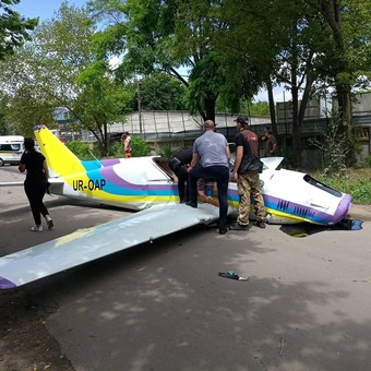 В Одессе упал самолет
