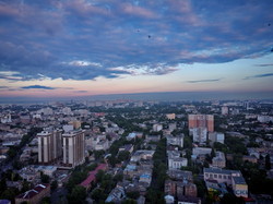 Одесса под вечерними солнечными лучами (ФОТО, ВИДЕО)