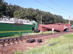 На Одесской железной дороге крупная авария грузового поезда (ФОТО)