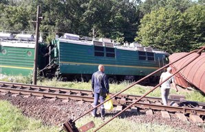 На Одесской железной дороге крупная авария грузового поезда (ФОТО)