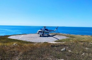 Пограничники впервые с 2008 года прилетели на вертолете на остров Змеиный