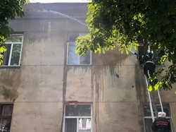 В центре Одессы сгорел старый дом