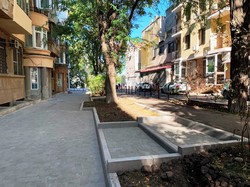 В Одессе отремонтировали переулок в историческом центре города