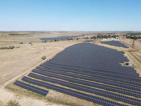 В Измаиле построили две новых солнечных электростанции
