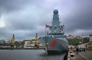 Великобритания выставила самое мощное военно-морское соединение со времен Фолклендской войны