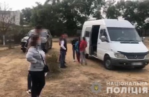 Ещё одна избирательная карусель в Одесской области: на сломанной автобусе с пьяным водителем