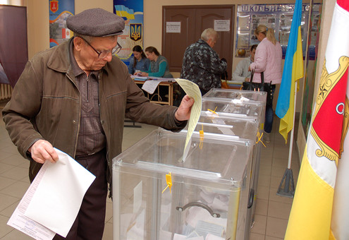 В Одесский облсовет могут попасть от пяти до семи партий